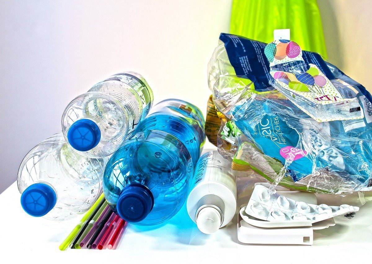 Plastik im Büro reduzieren dank Wasserspender